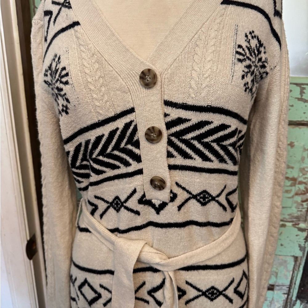 Lucky Brand Cream and Black Patterned Cardigan Dress - Picture 2 of 6